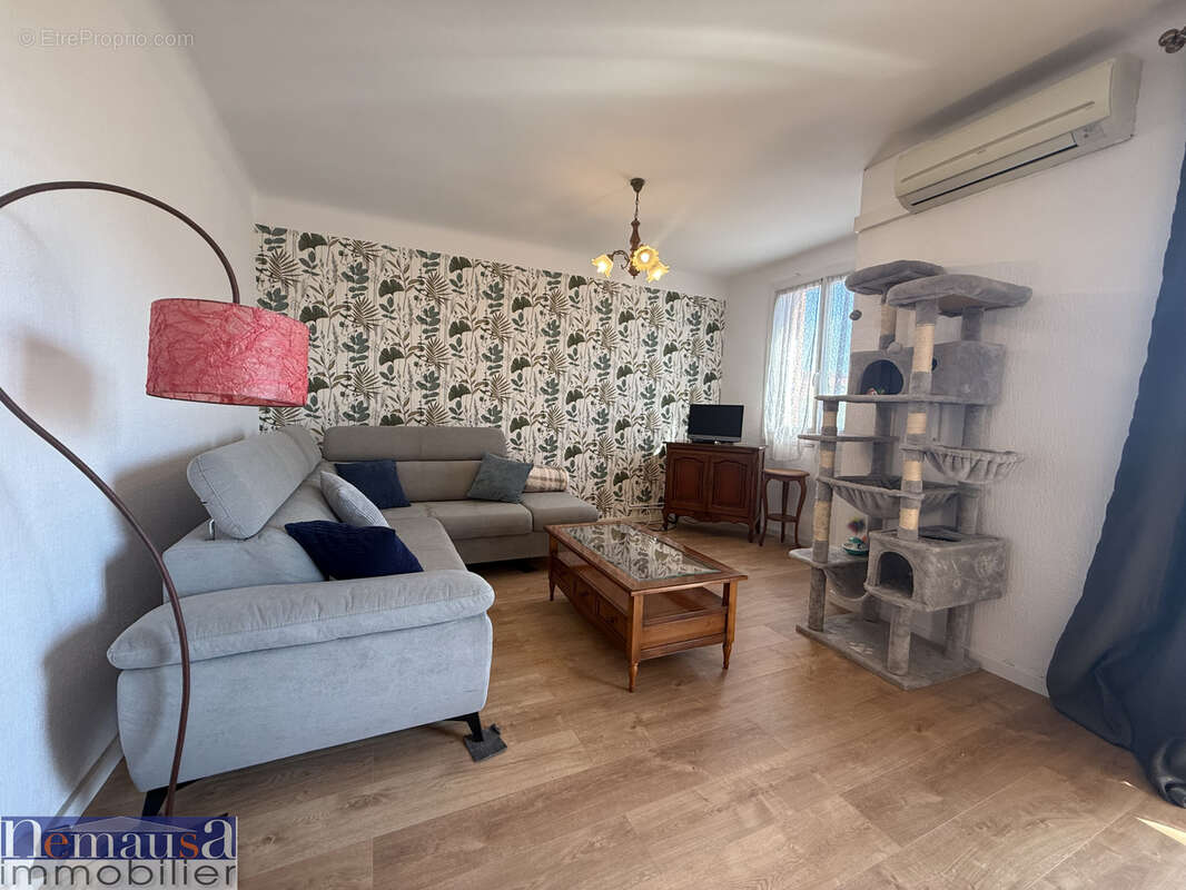 Appartement à NIMES