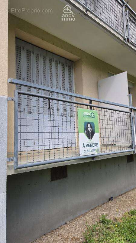 Appartement à SAINT-MARTIN-D'HERES