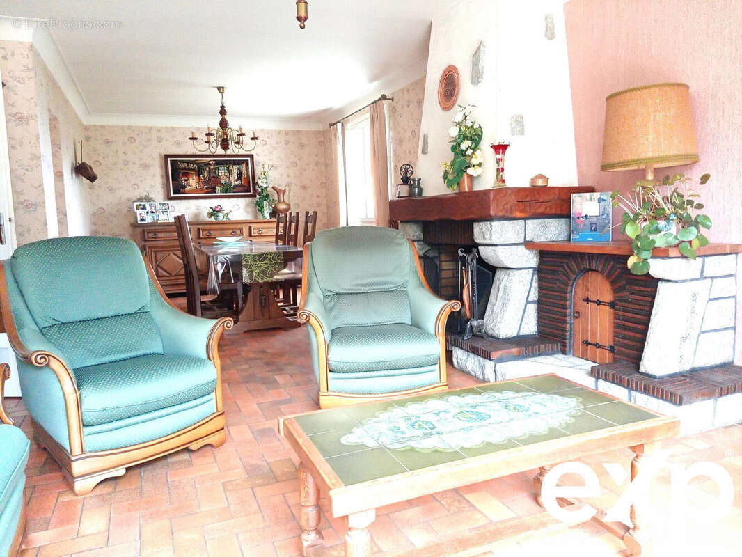 Maison à SAINT-GEREON