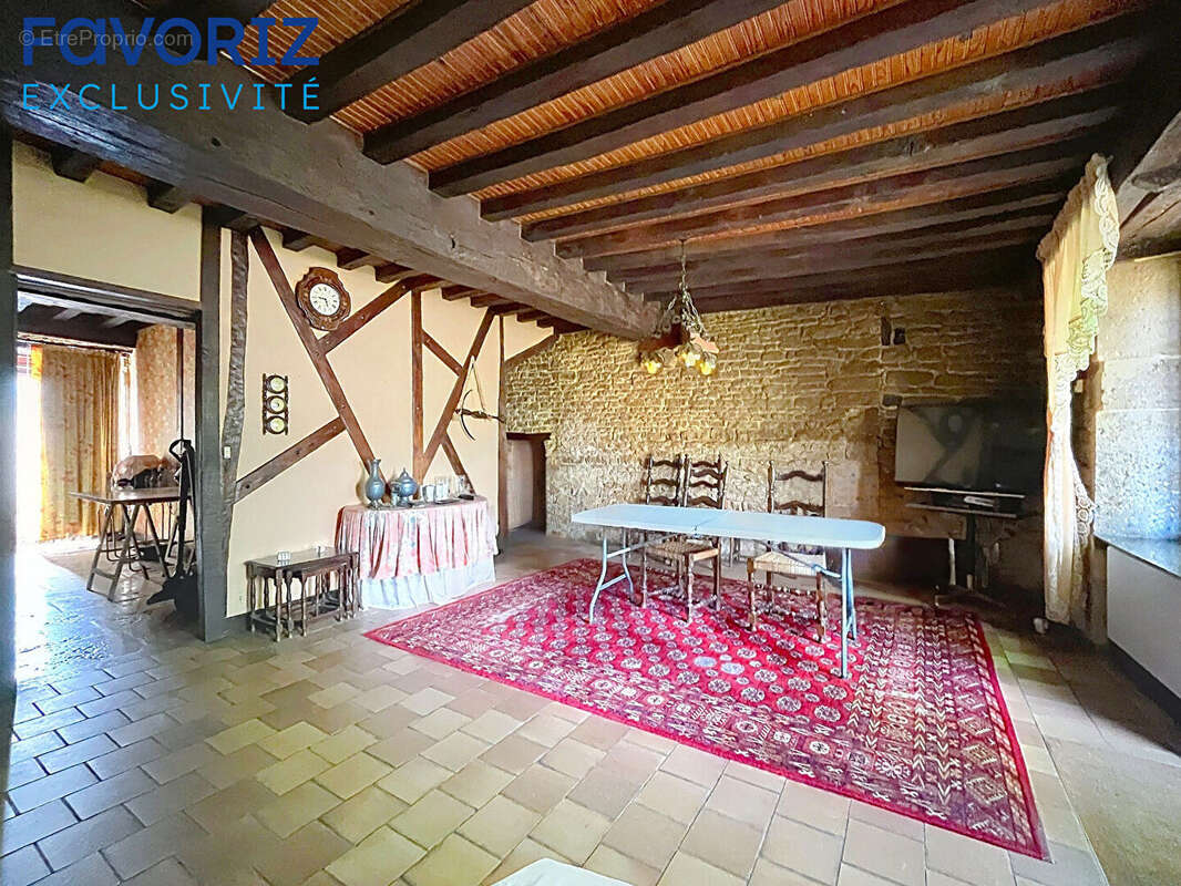 Maison à MARCILLY-OGNY