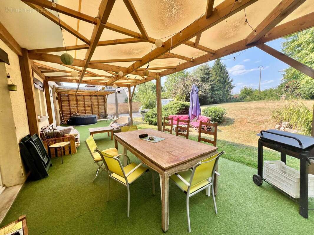 Maison 148 m² à Villers-Cotterets  - photo 2