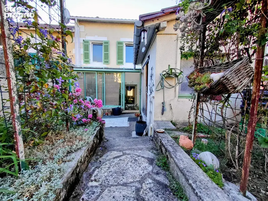 Sanilhac - a deux pas de perigueux - maison avec 3 chambres, jardin et garage - photo 7