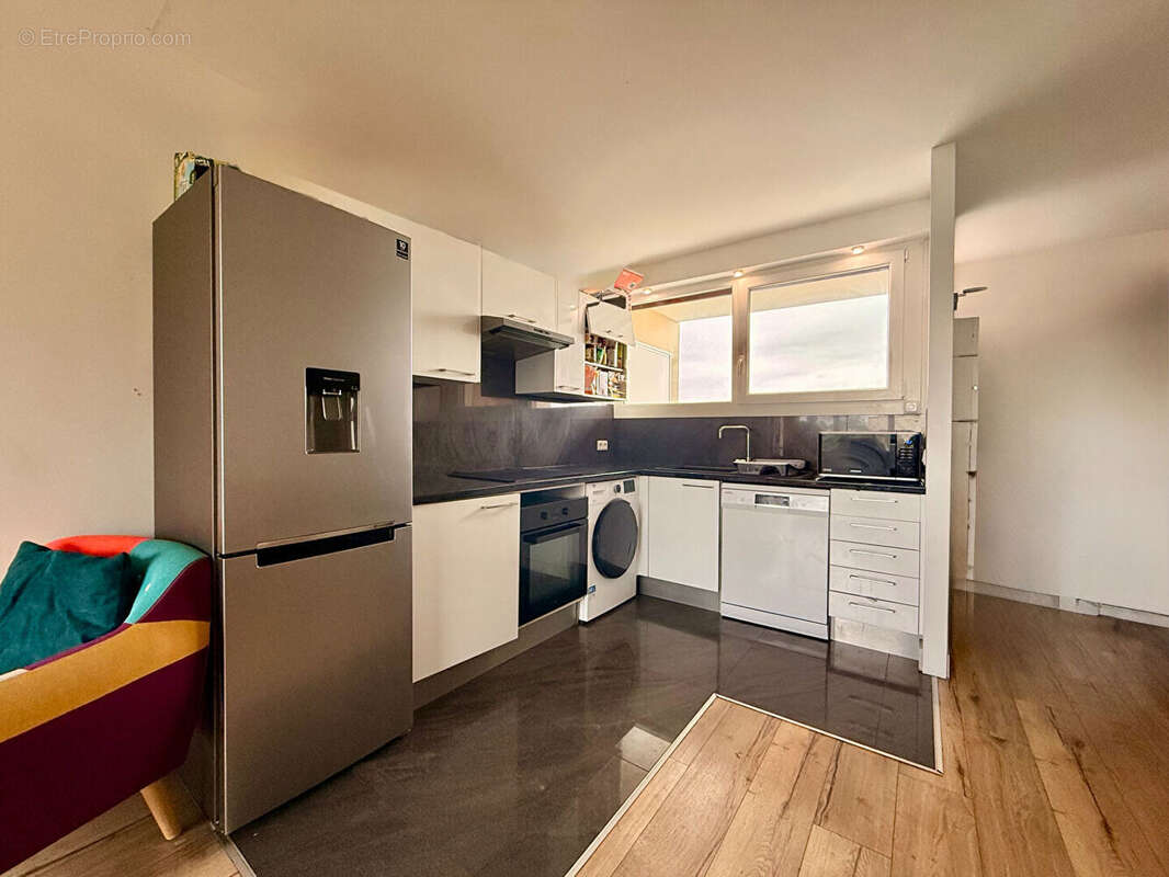 Appartement à BRIE-COMTE-ROBERT