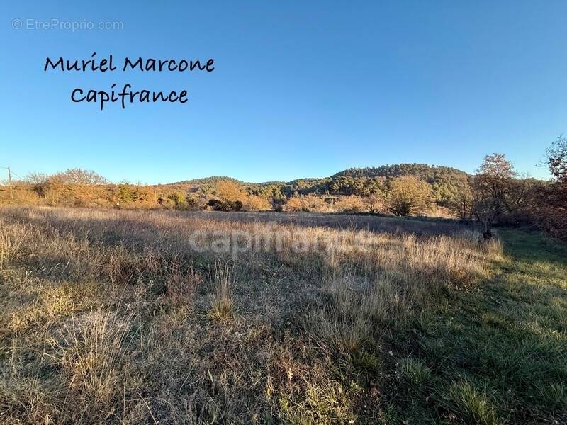 Terrain à CADENET