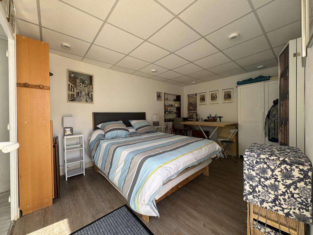 Maison 120 m² à Saint-Georges-De-Didonne  - photo 10