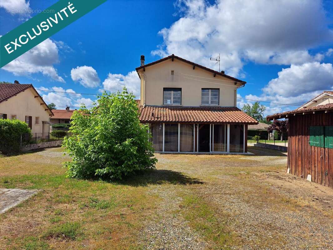 Photo 2 - Maison à ROQUEFORT