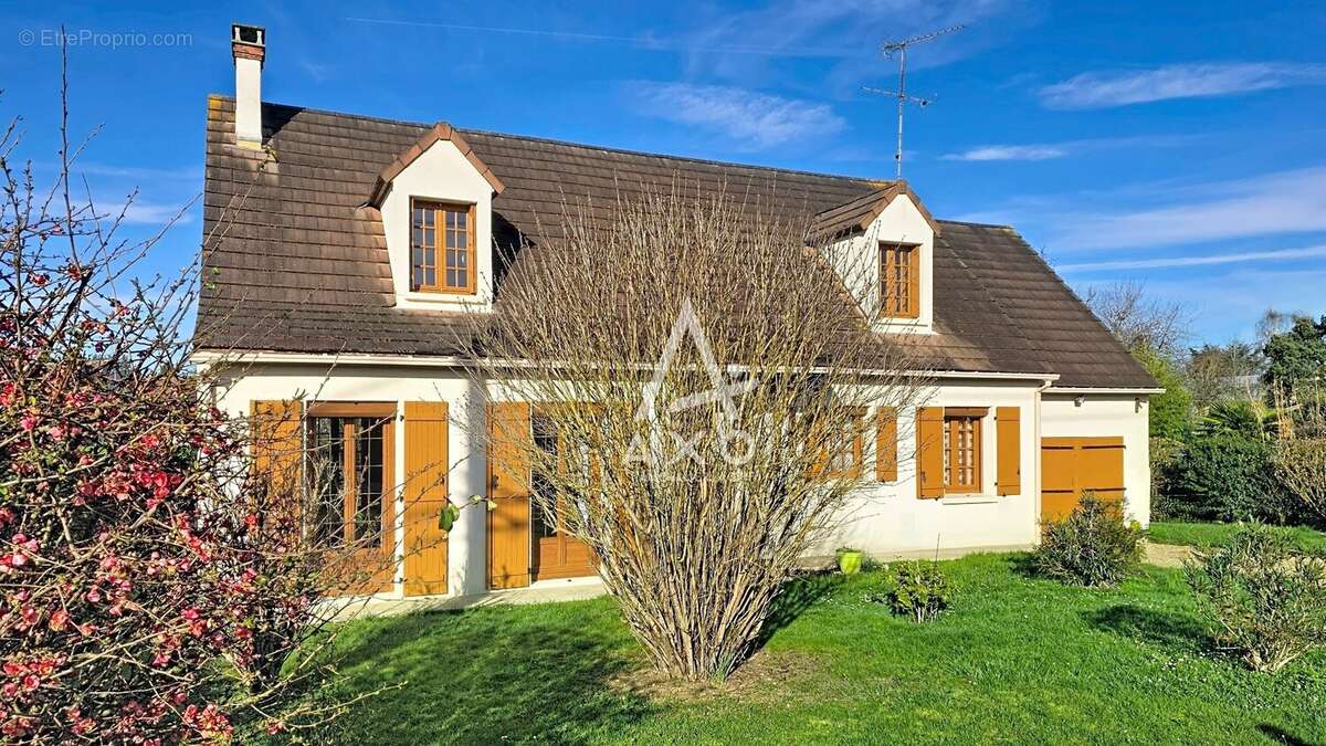 Maison à CEPOY