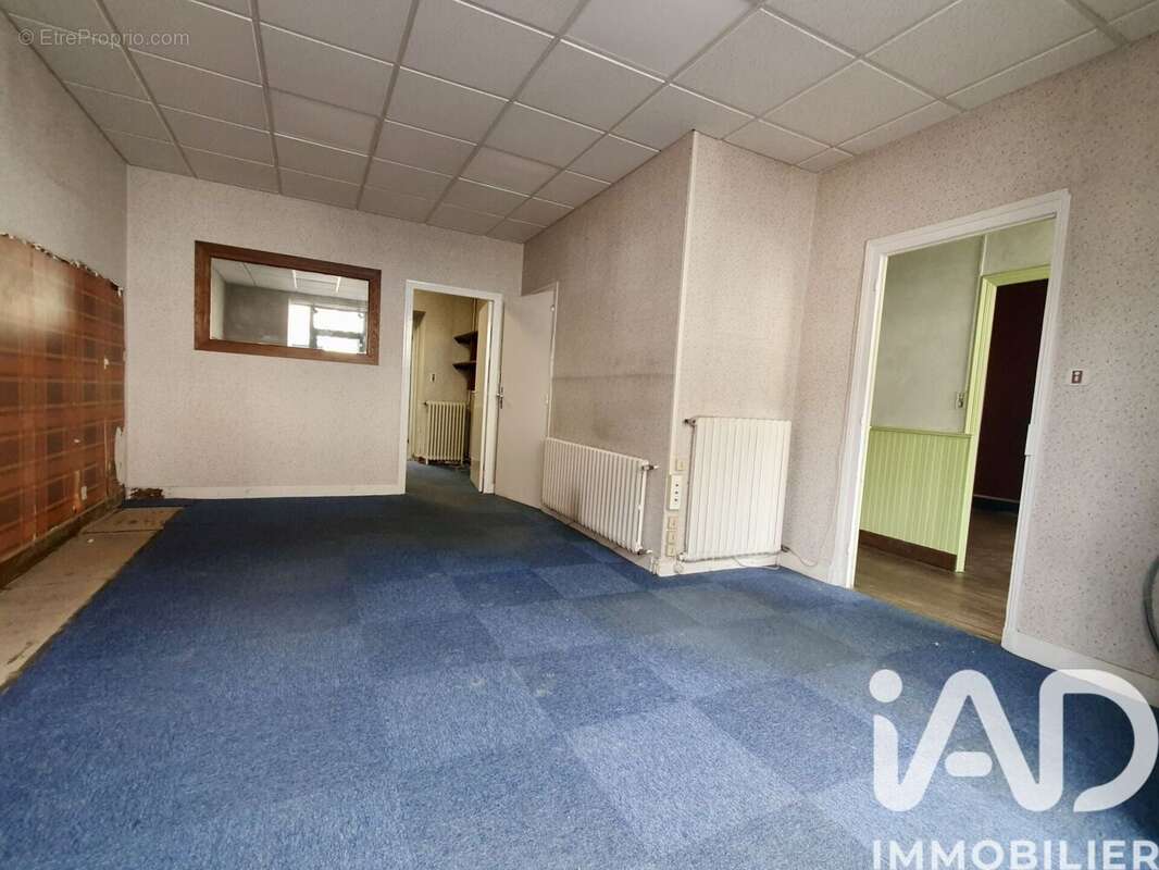 Photo 3 - Appartement à SAINT-YRIEIX-LA-PERCHE