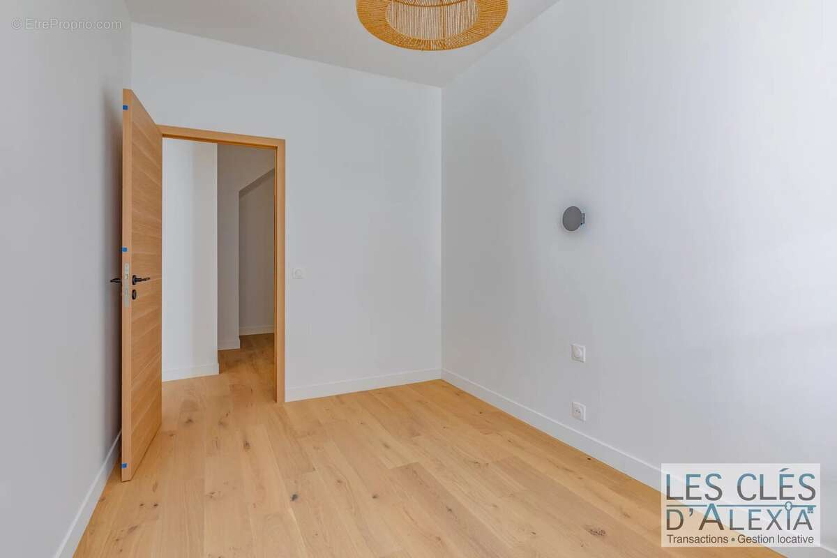 Appartement à SAINT-GENIS-LAVAL