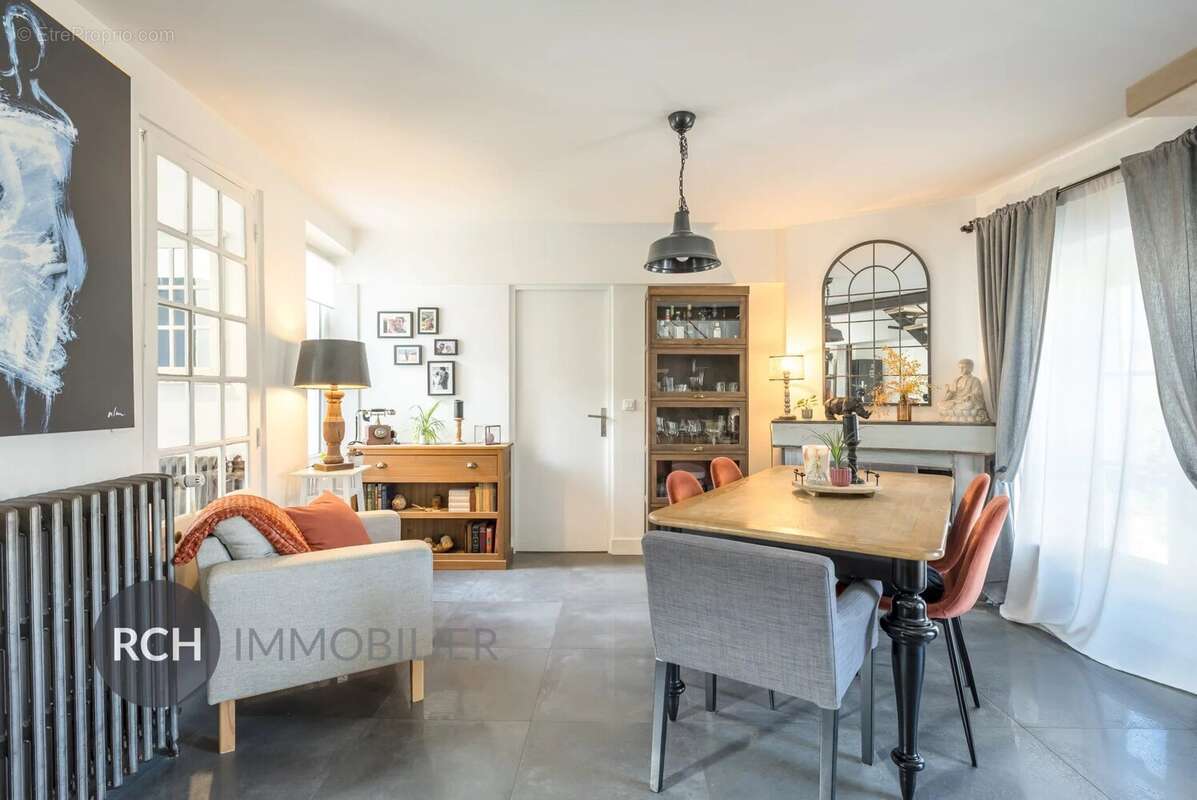 Maison à MONTFORT-L'AMAURY