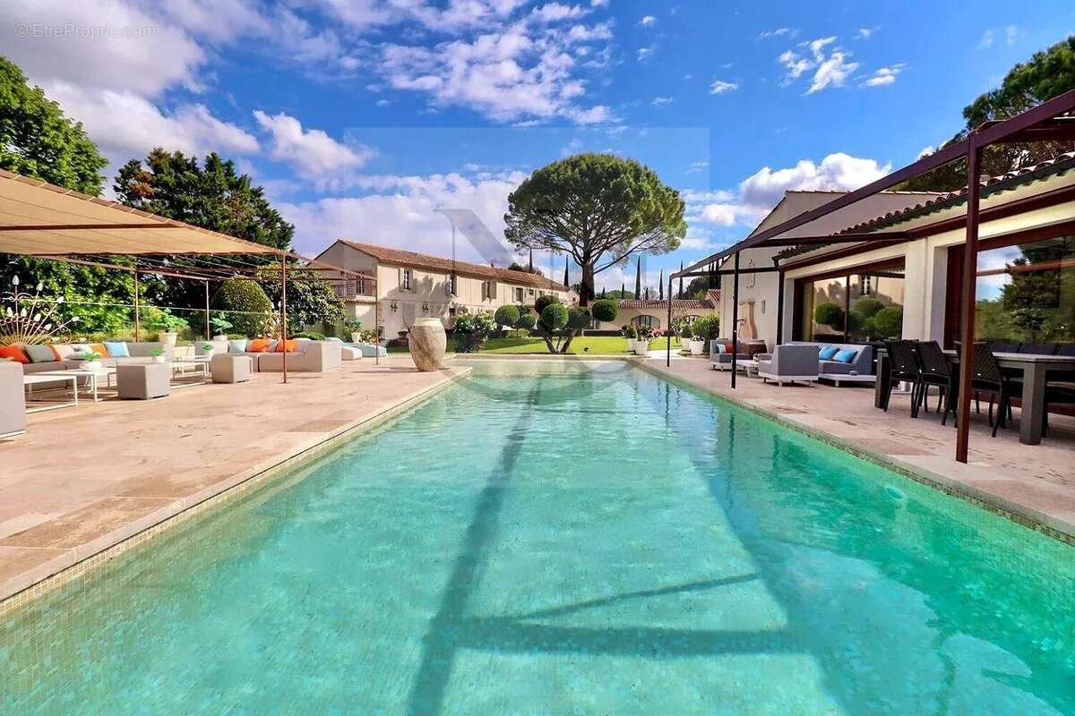 Maison à MAUSSANE-LES-ALPILLES