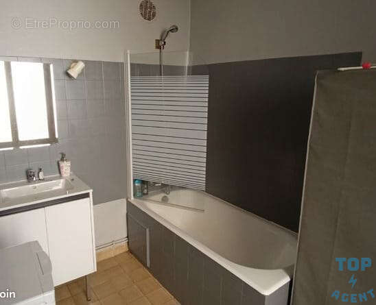Opportunité à saisir   t3 de 65 m2   résidence sécurisée   travaux de copropriété déjà financés - photo 4