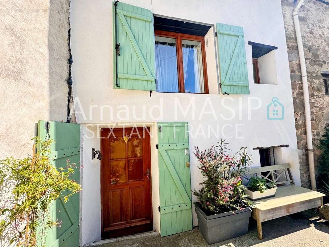 Maison à SOUGRAIGNE