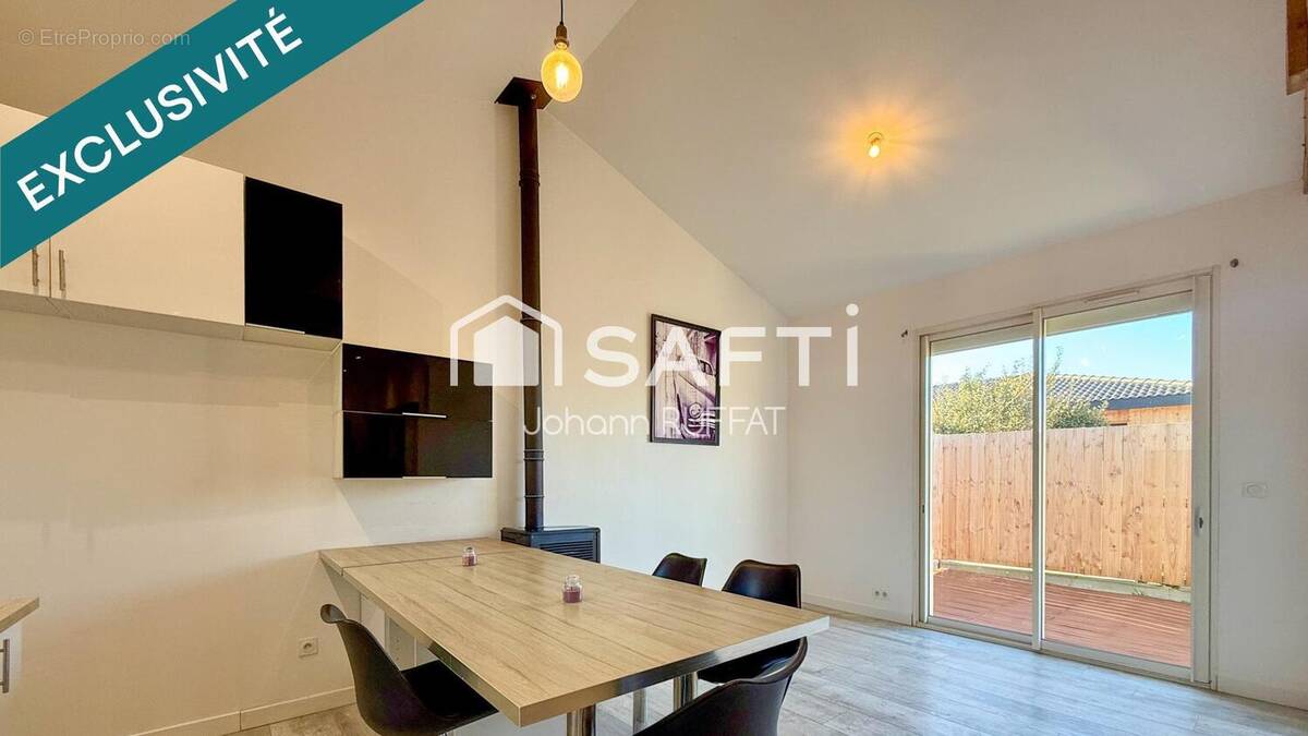 Photo 1 - Maison à LE HAILLAN