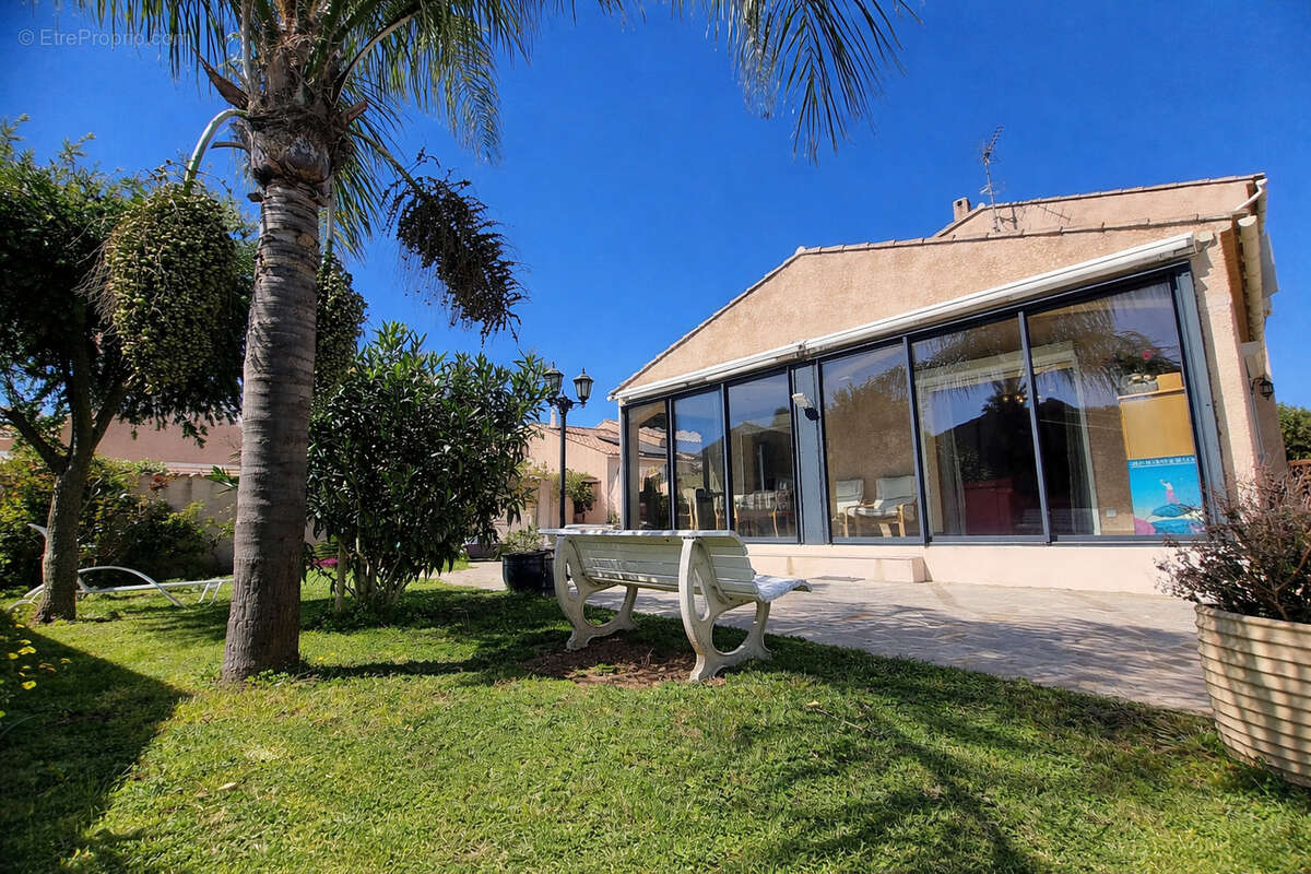 Maison à LA LONDE-LES-MAURES