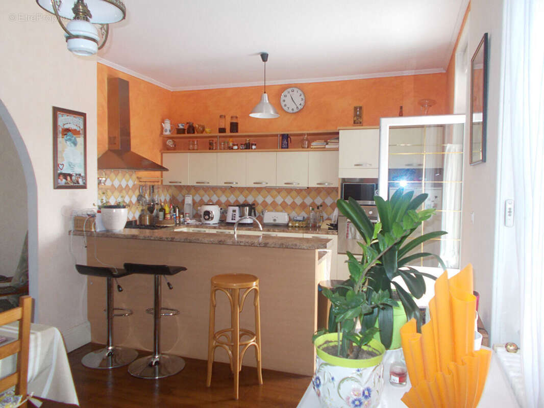 Maison à LE CREUSOT