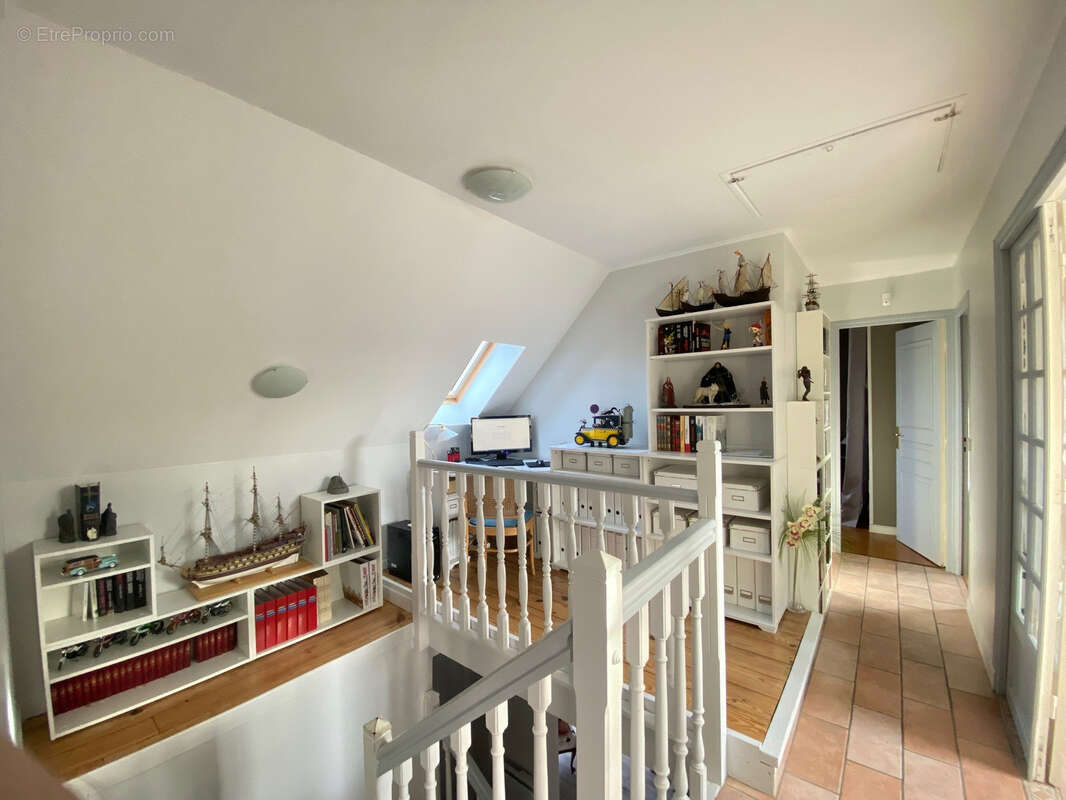 Maison à GARANCIERES