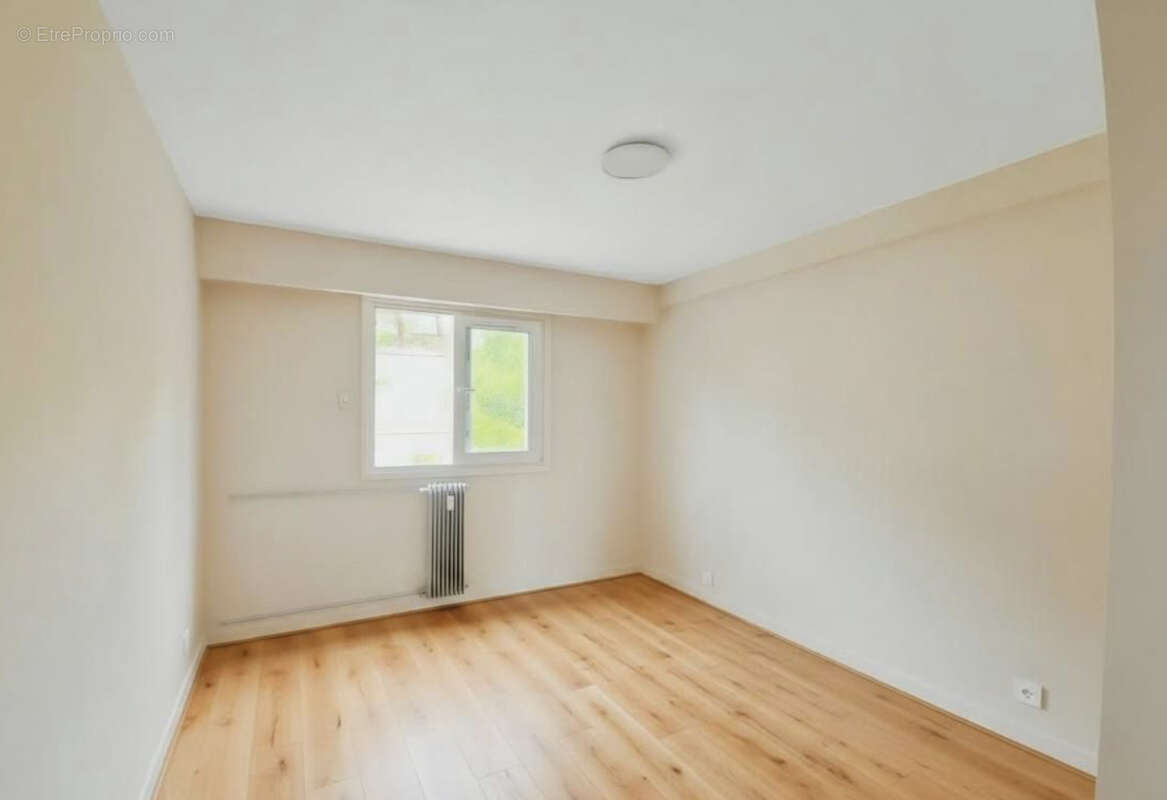 Appartement à MARSEILLE-7E