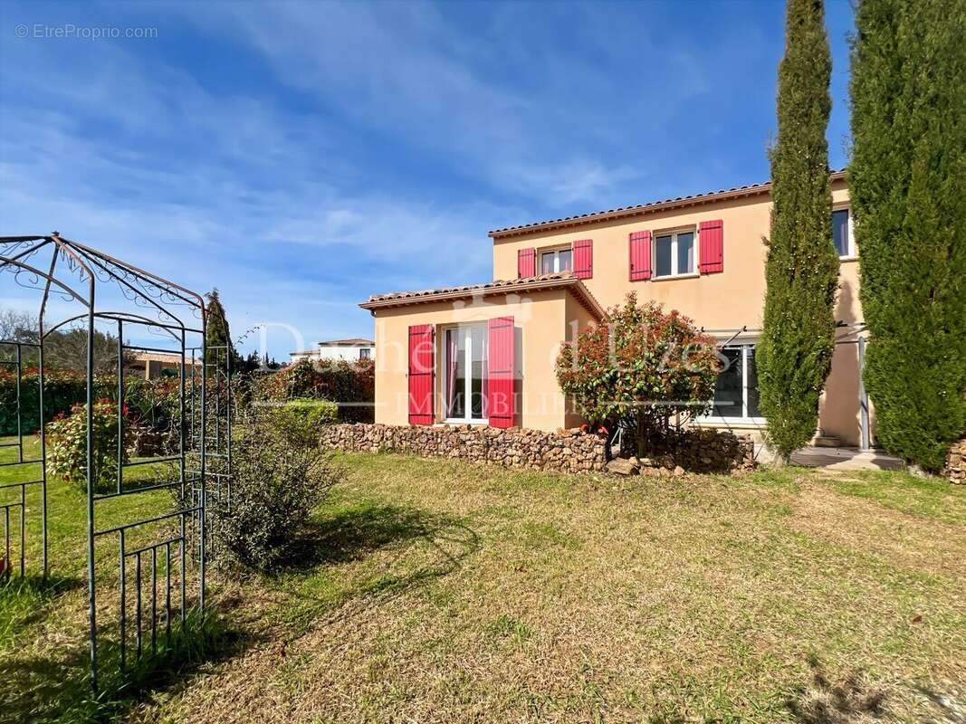 Photo 2 - Maison à UZES