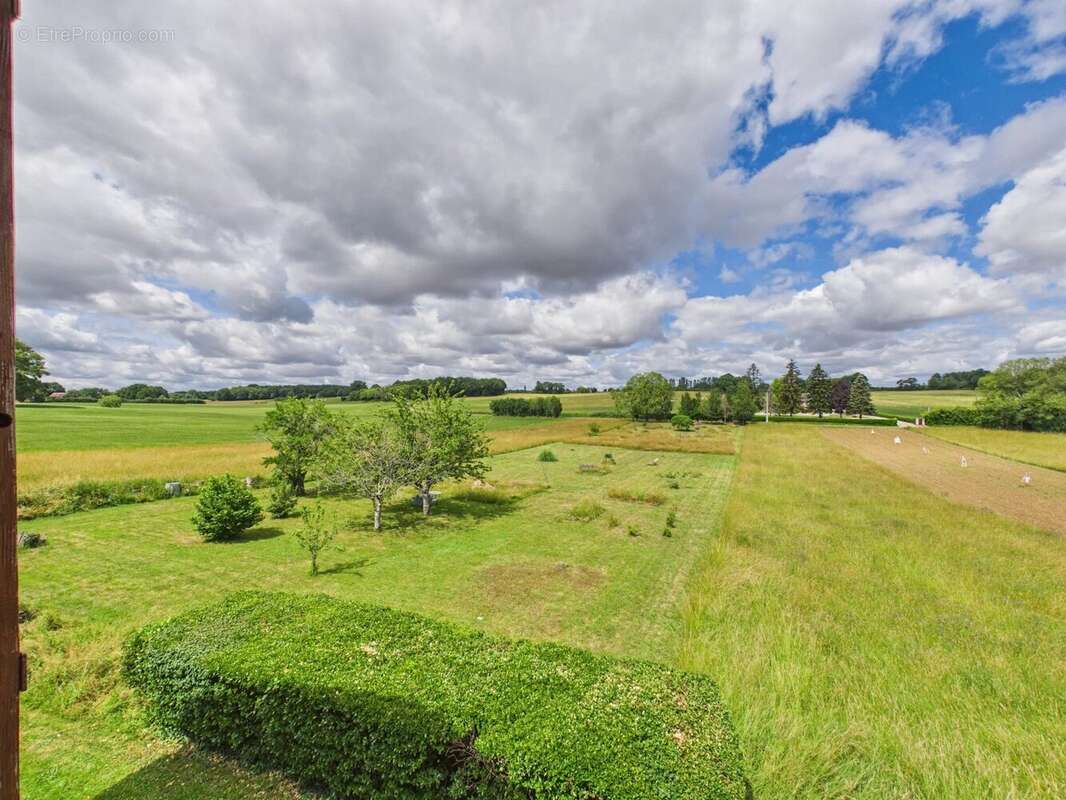 Spacieuse propriété lumineuse avec vue dégagée sur la campagne - photo 20