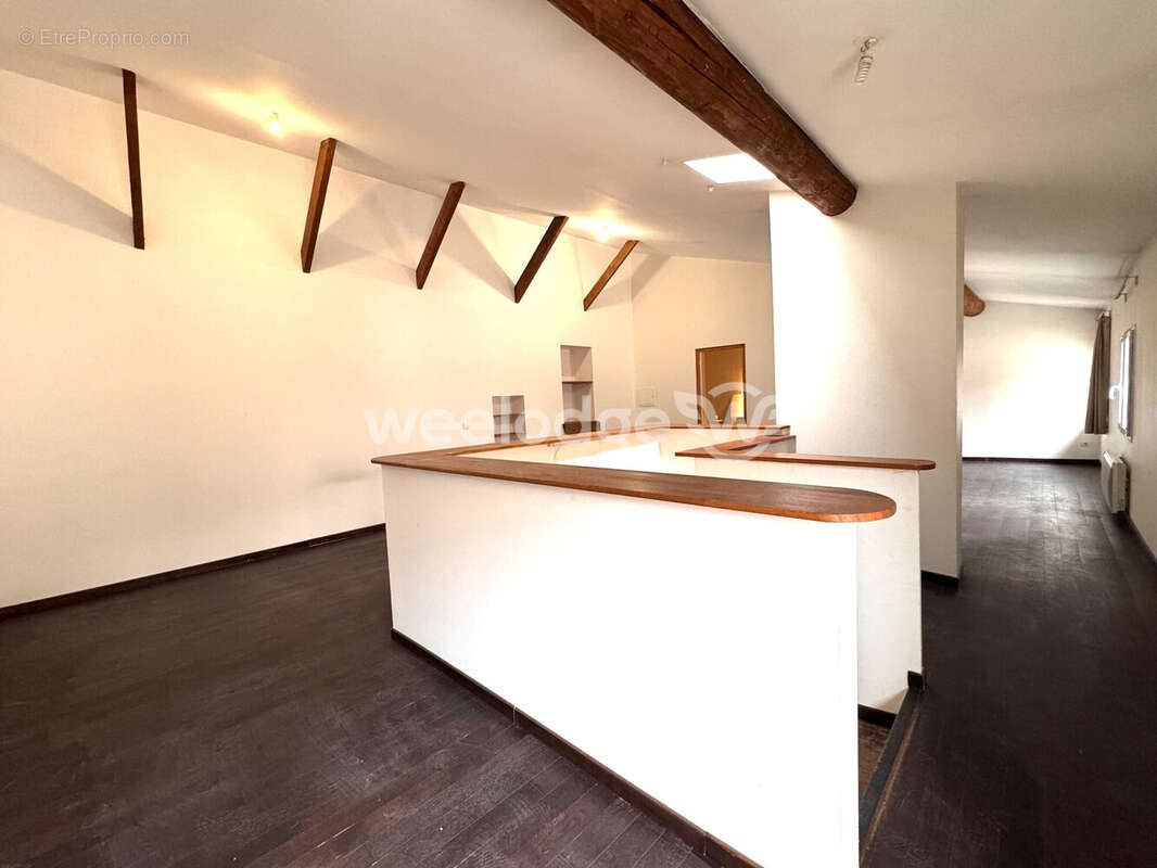 Maison à SAINT-CHAMAS