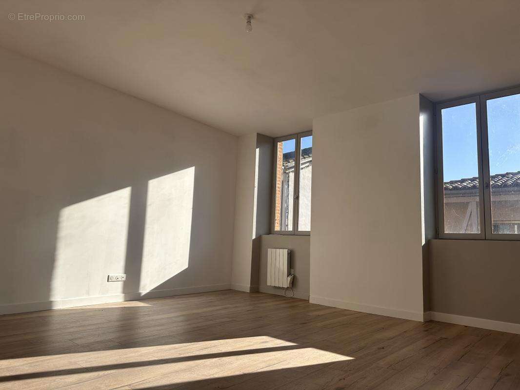 Maison à CASTELMAYRAN