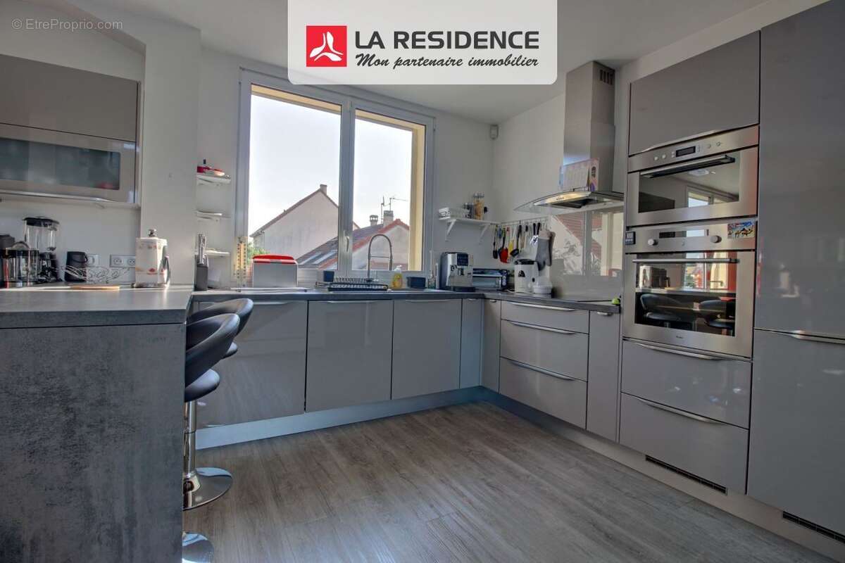 Maison 120 m² à Sartrouville  - photo 5