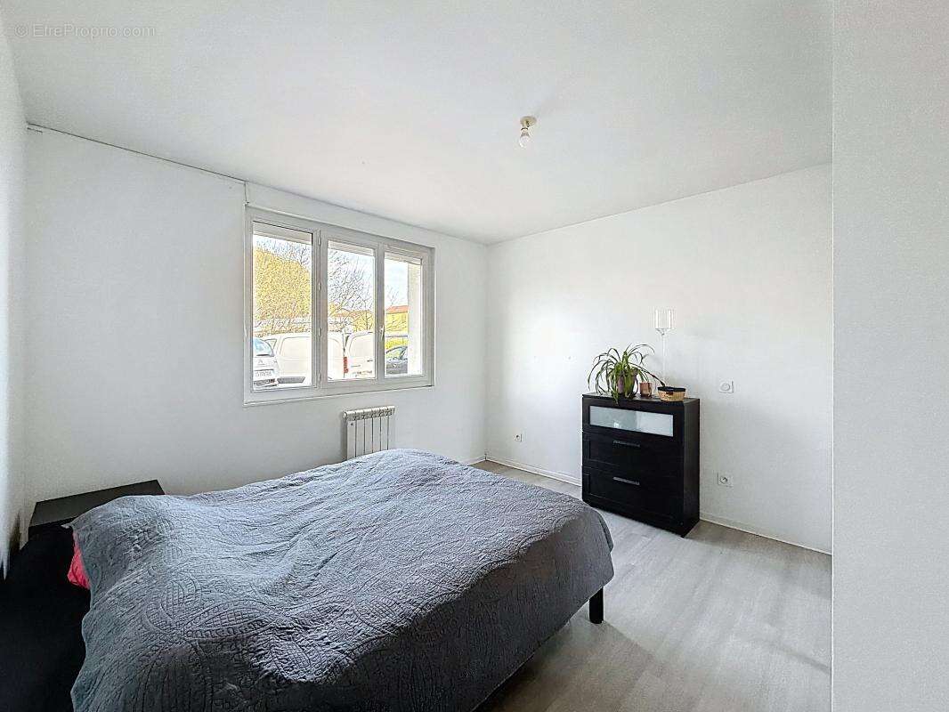 Appartement à GRIGNY