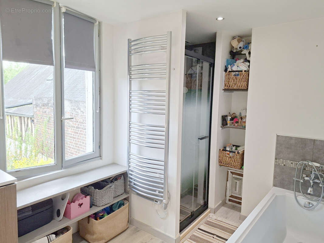 Maison à SAINTE-GENEVIEVE