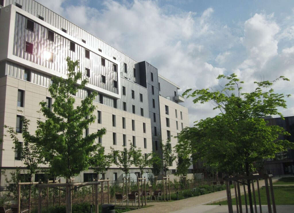 Appartement à COLOMBES