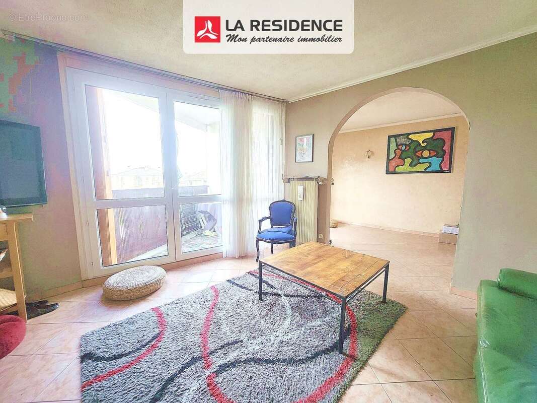 Appartement 72 m² à Franconville  - photo 2