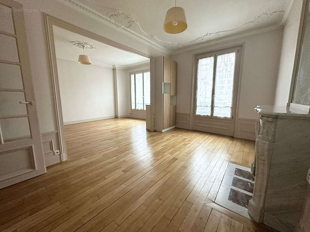 Appartement à ENGHIEN-LES-BAINS