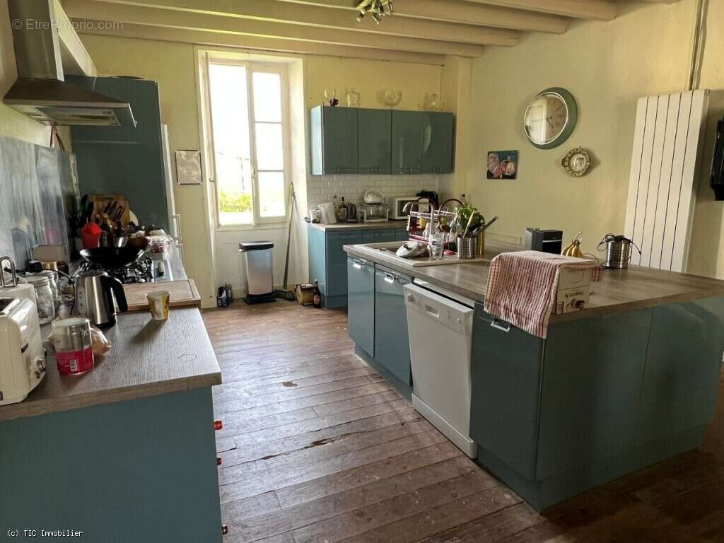 Maison à RUFFEC
