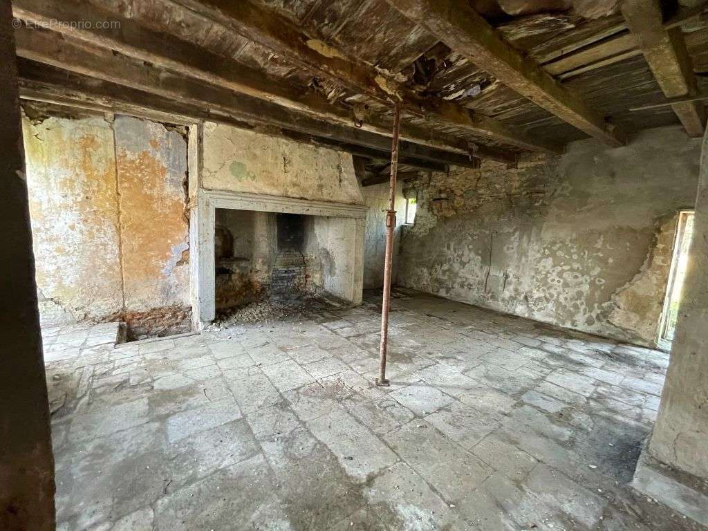 Maison à WIERRE-EFFROY