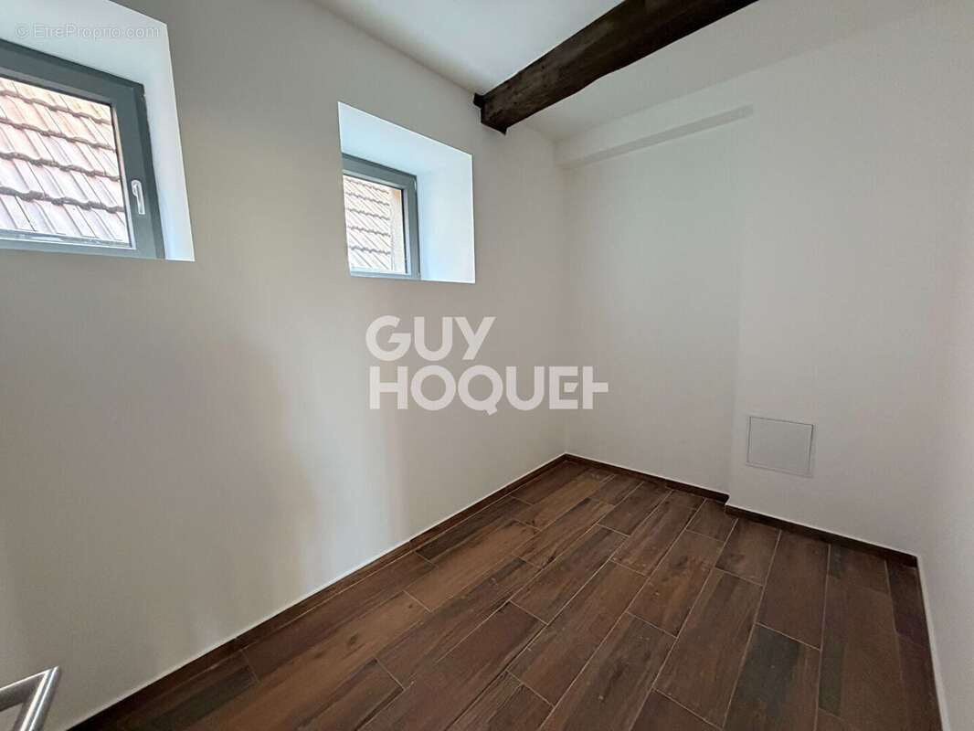 Appartement à BYANS-SUR-DOUBS