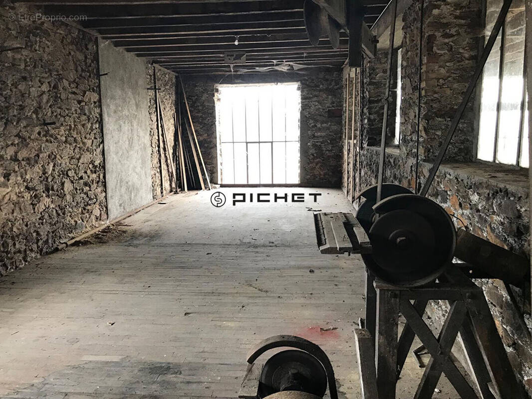 Appartement à UZERCHE