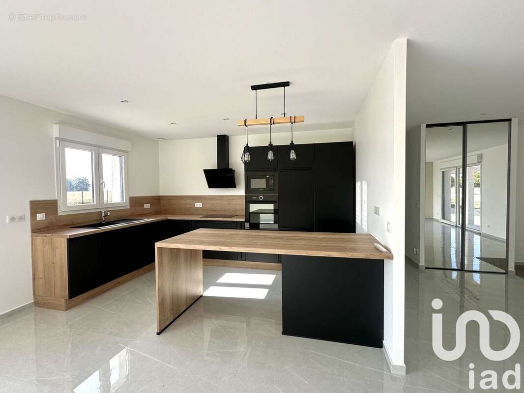 Photo 3 - Maison à LUXEMONT-ET-VILLOTTE