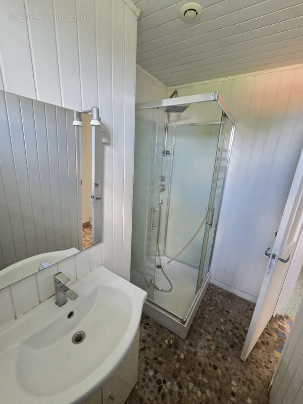 Maison à LA CHAPELLE-AUX-CHASSES