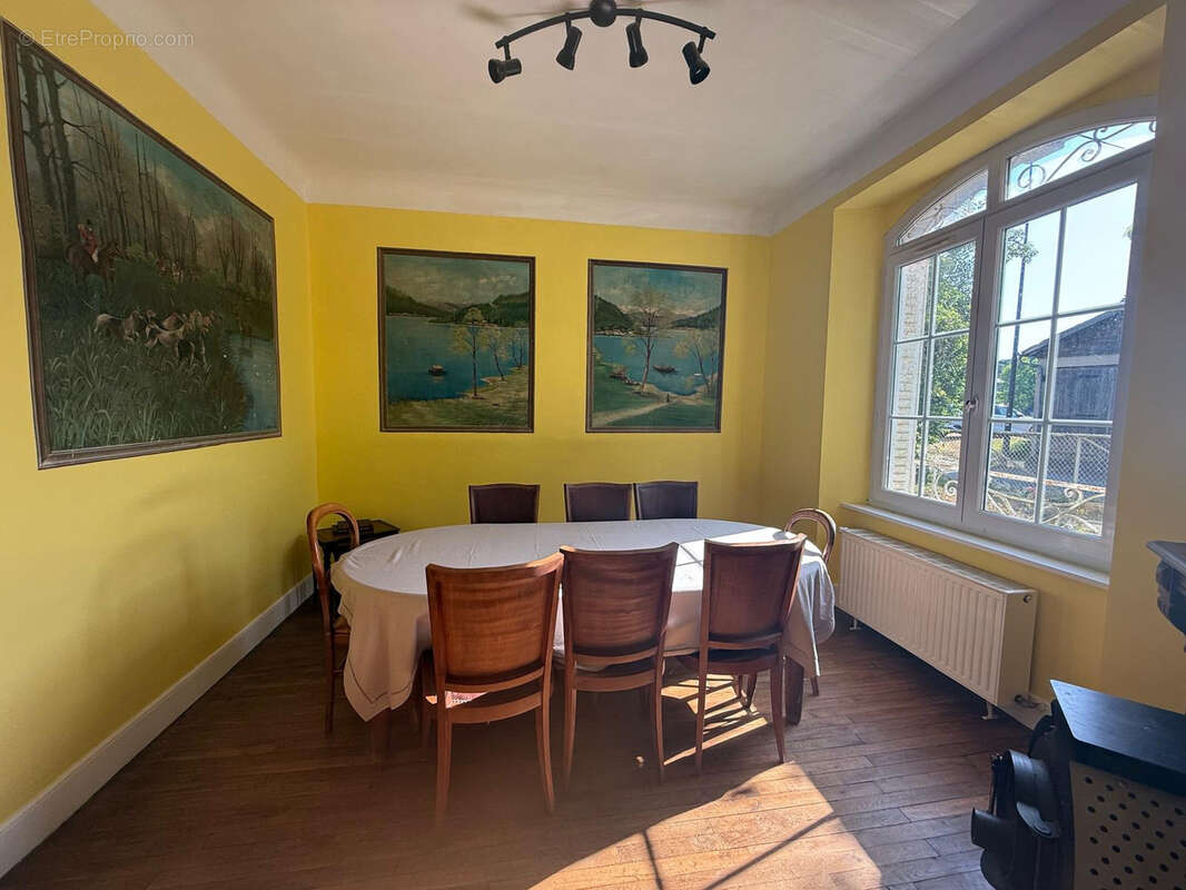 Maison à COMBRESSOL