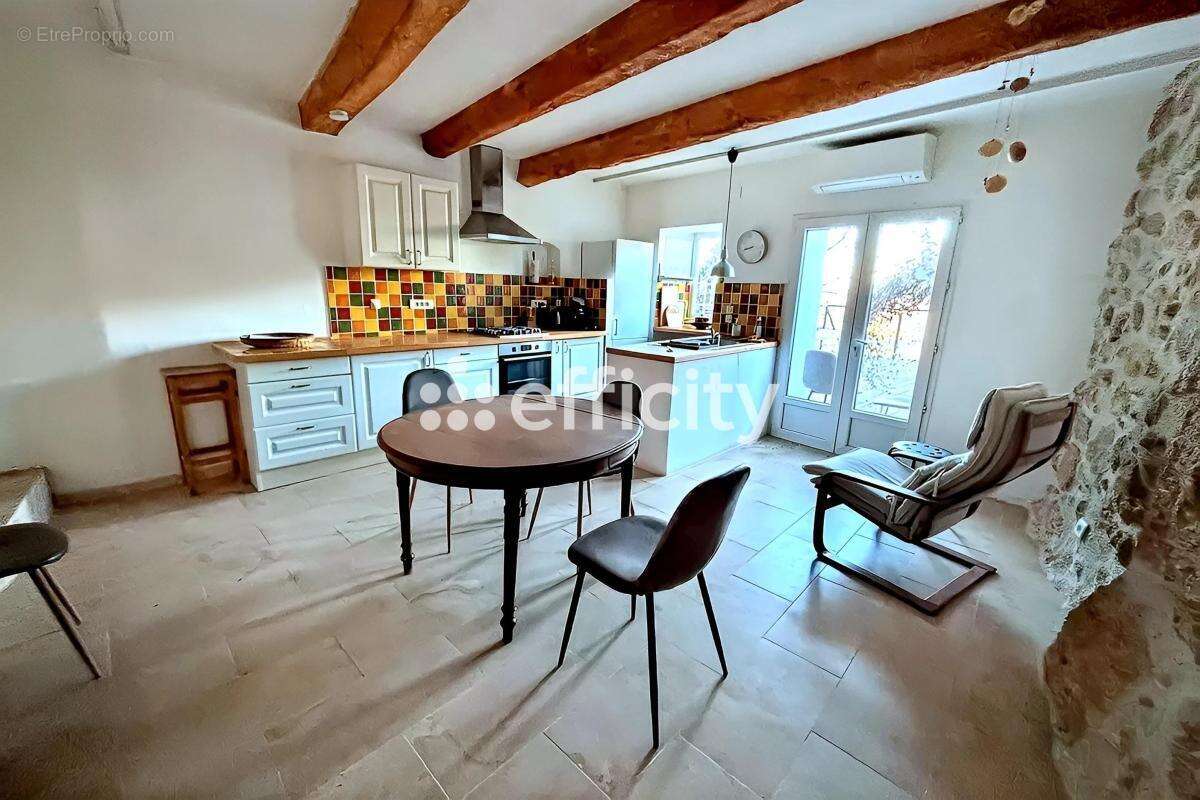 Maison à CASTELNAU-DE-GUERS