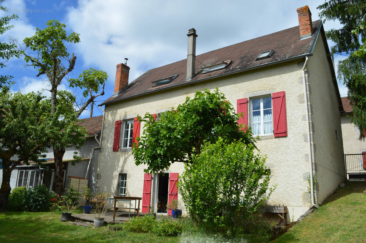 Maison à ARFEUILLES