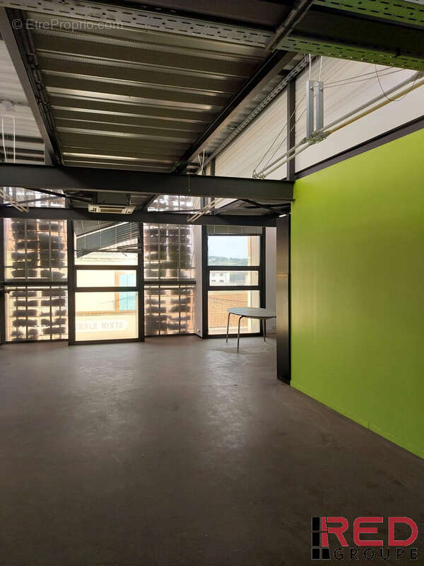Commerce à MARSEILLE-16E
