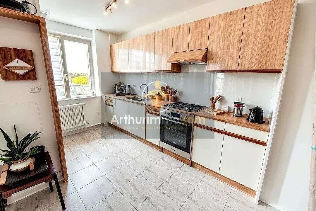 Maison à BRIE-COMTE-ROBERT