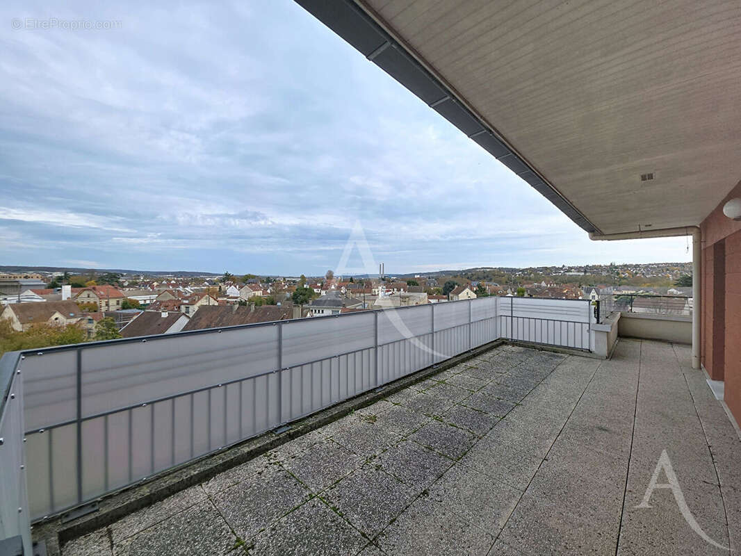 Appartement à MANTES-LA-VILLE