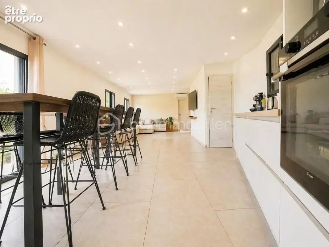 Maison sur la commune de Voiron de 136 m² - photo 4