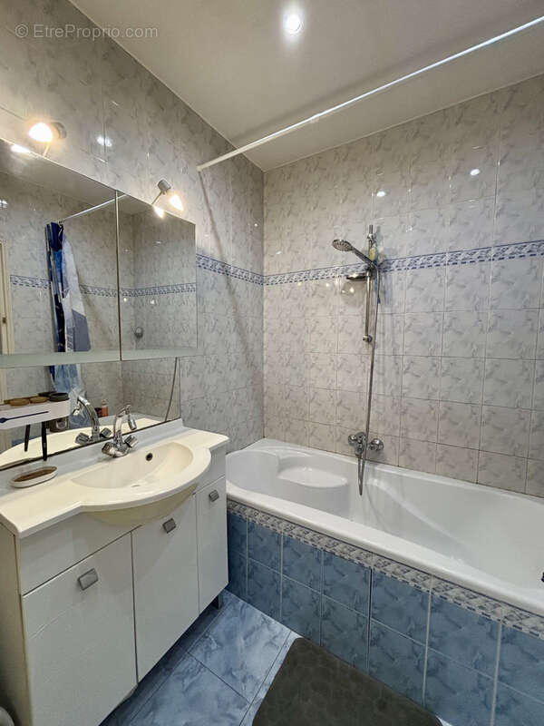 Appartement à LE CANNET