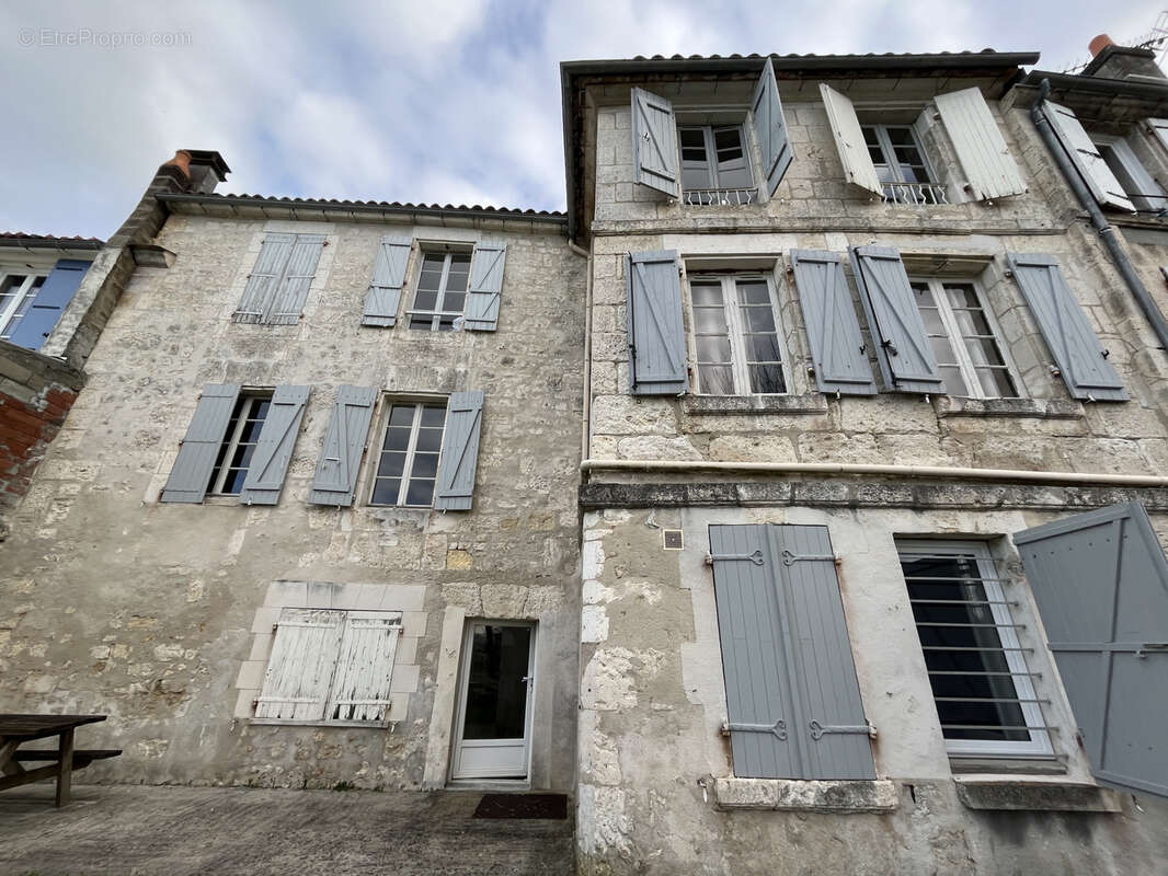 Appartement à ANGOULEME