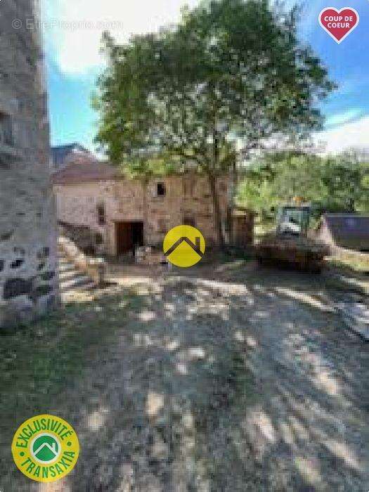 Maison 87 m² à Joursac  - photo 5