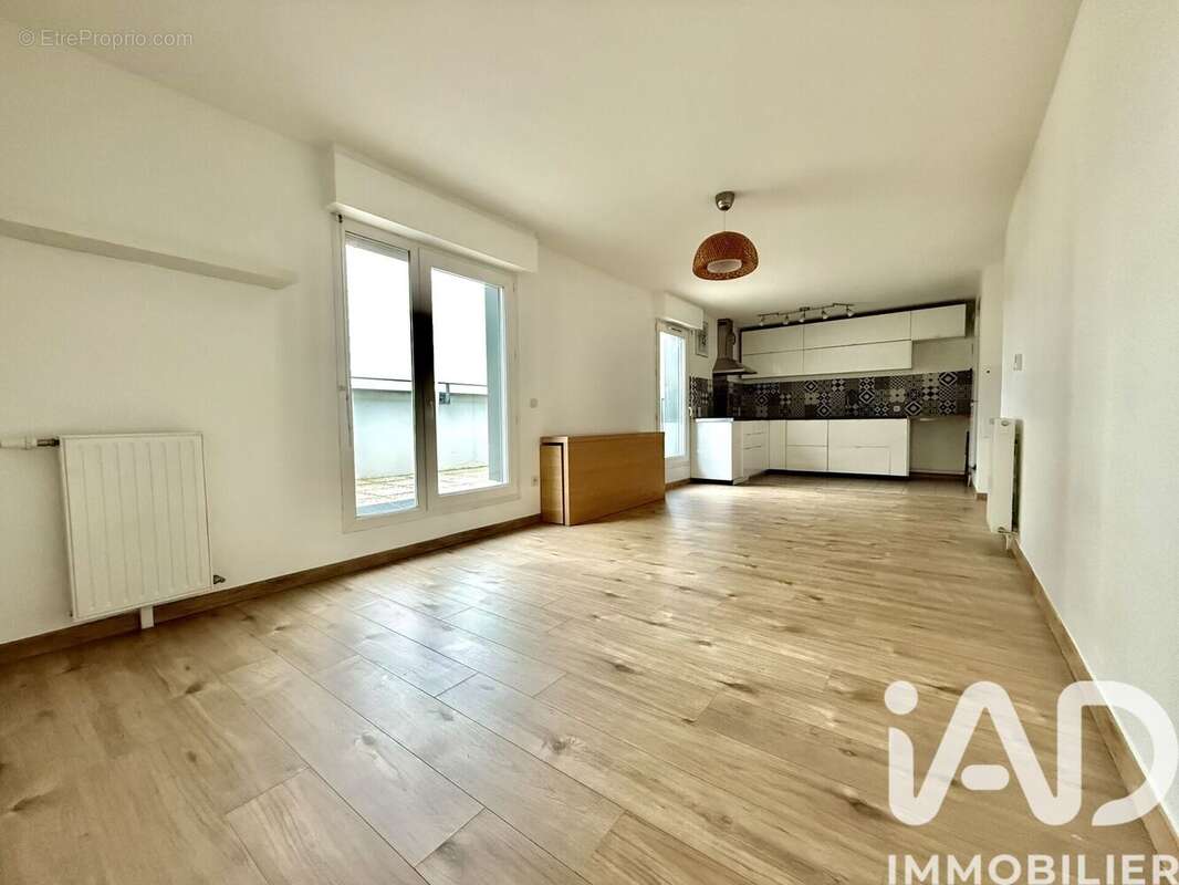 Appartement 96 m² à Argenteuil  - photo 3