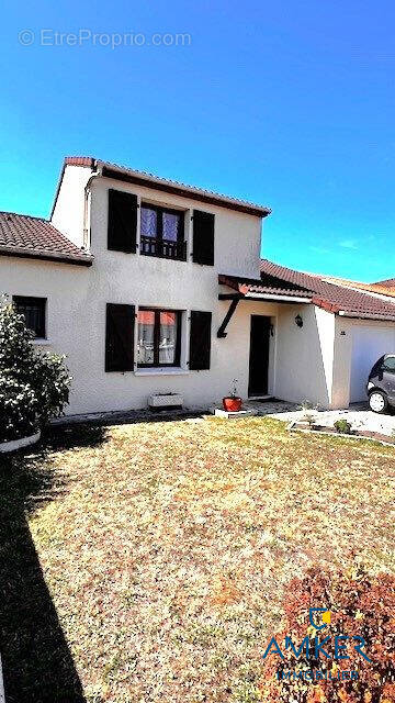 Maison à SAINT-SEBASTIEN-SUR-LOIRE